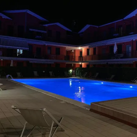 فيلة Corallo Con Piscina